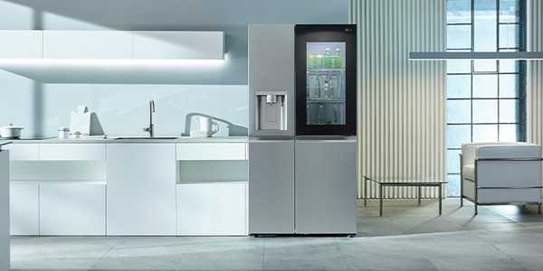 An LG American fridge freezer in a kitchen.